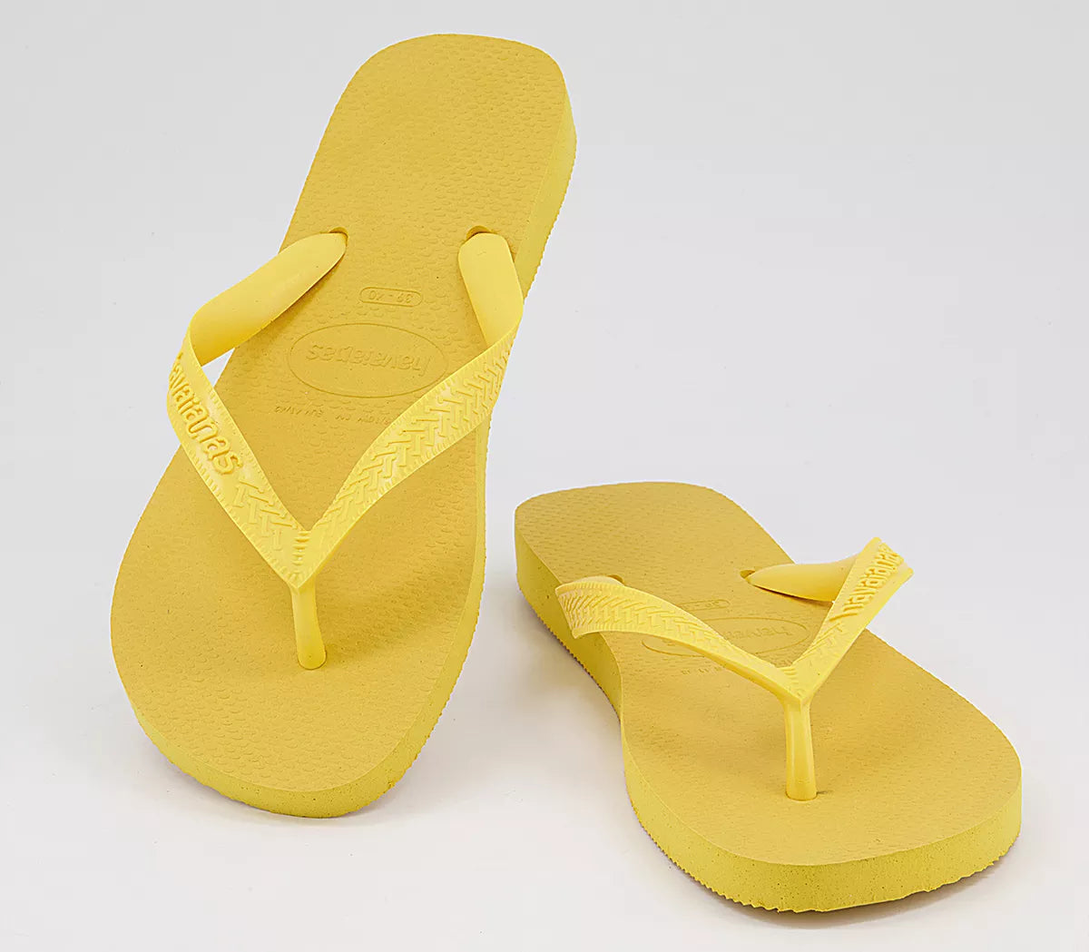 Women's Confetti Studded Flip Flop Sandals