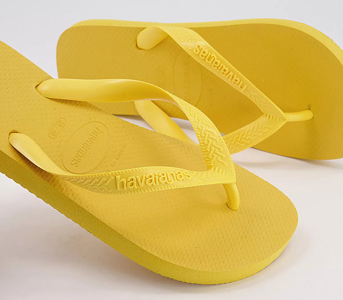 Women's Confetti Studded Flip Flop Sandals